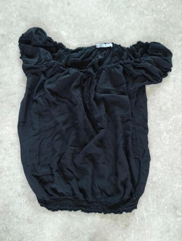 Zwart Off-Shoulder Truitje - Made in Italy, Kleding | Dames, Tops, Maat 38/40 (M), Made in Italy, Zwart, Ophalen of Verzenden