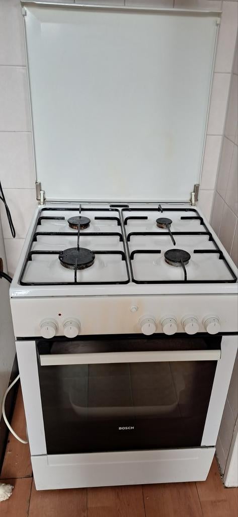 Mooi Gasfornuis Bosch ., Witgoed en Apparatuur, Fornuizen, Ophalen, Minder dan 85 cm, Hete lucht, 4 kookzones