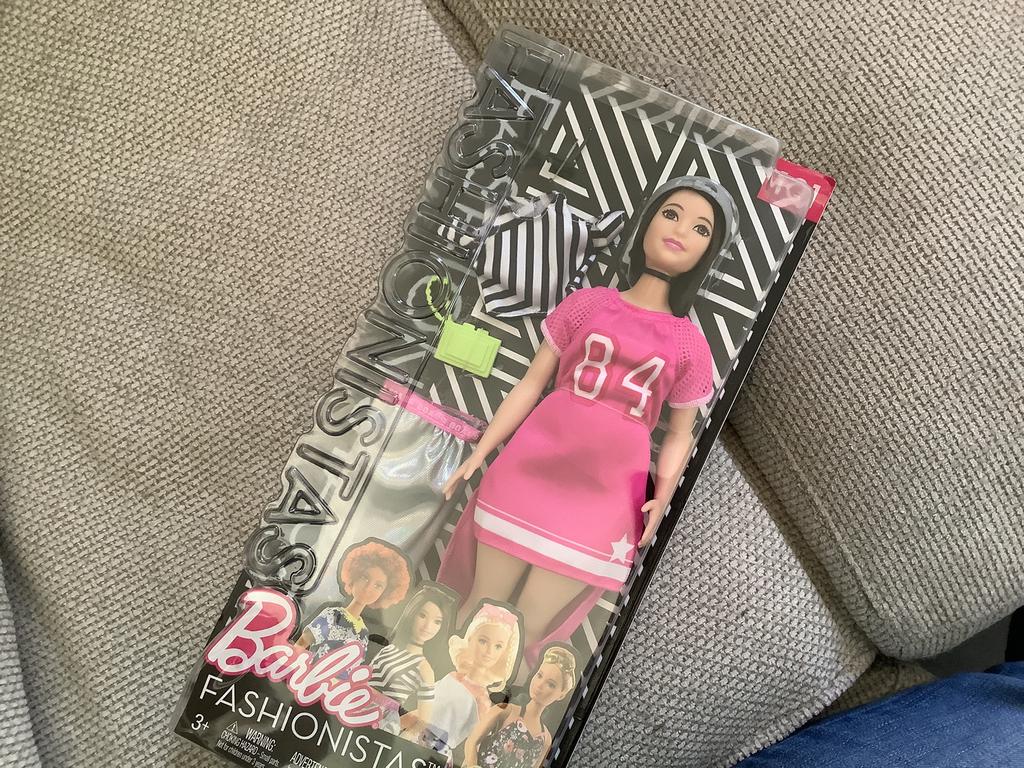Barbie metextra kleding, Verzamelen, Poppen, Ophalen of Verzenden, Zo goed als nieuw, Kleertjes