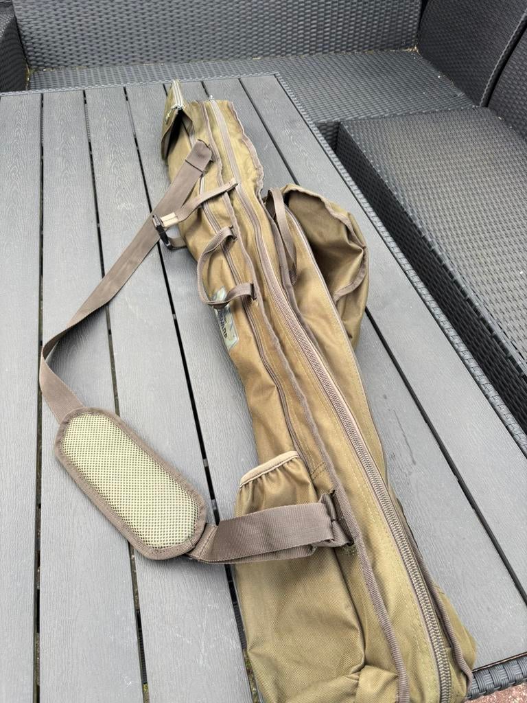 Nash Dwarf 9ft Foudraal 3Rod, Watersport en Boten, Hengelsport | Karpervissen, Ophalen of Verzenden, Zo goed als nieuw