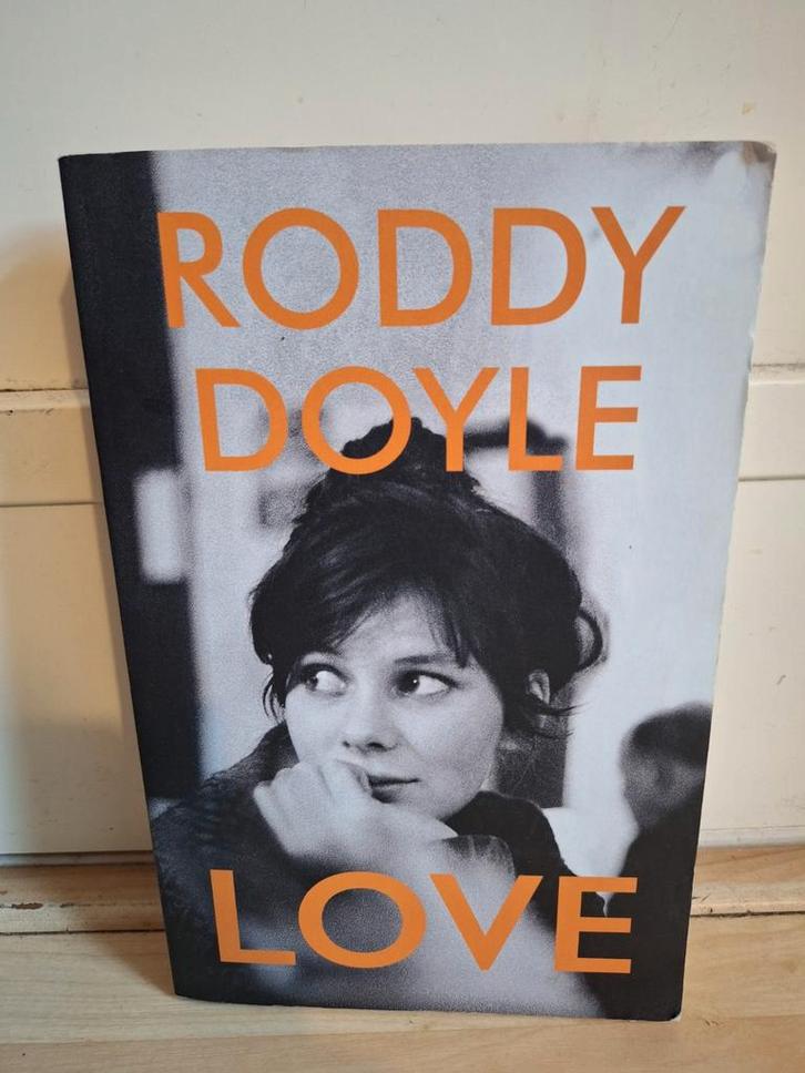 Roddy Doyle - Love (Engels), Boeken, Romans, Zo goed als nieuw, Europa overig, Ophalen of Verzenden
