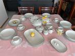 Wit servies met zilveren rand  6 personen Compleet, Ophalen, Zo goed als nieuw, Effen, Porselein