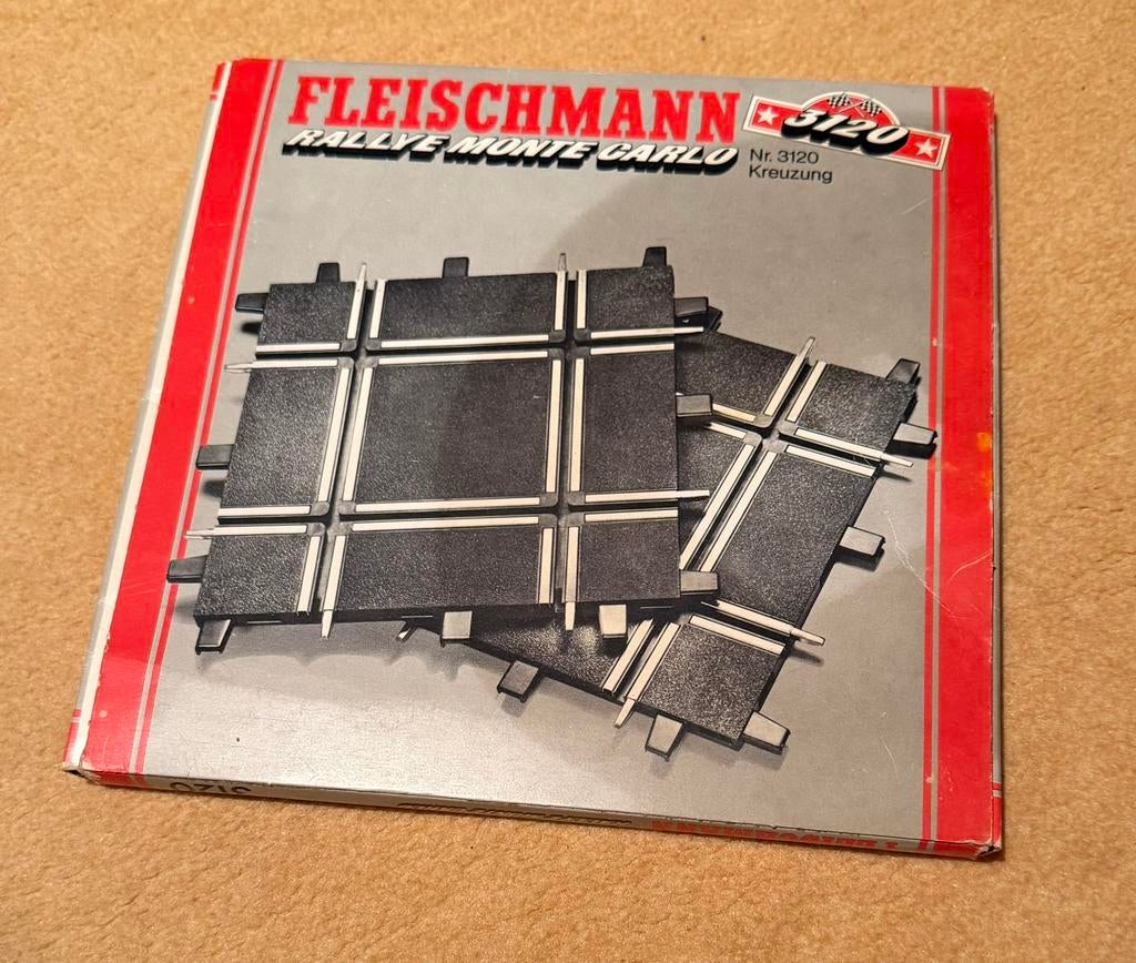 Kruising voor Fleischmann racebaan, Kinderen en Baby's, Speelgoed | Racebanen, Ophalen of Verzenden, Zo goed als nieuw, Elektrisch