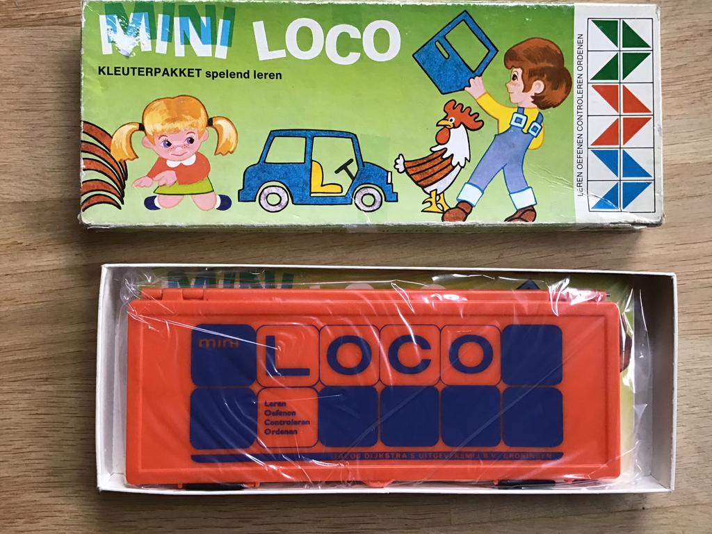 Mini loco met twee boekjes in bewaardoos., Ophalen of Verzenden, Zo goed als nieuw, Rekenen