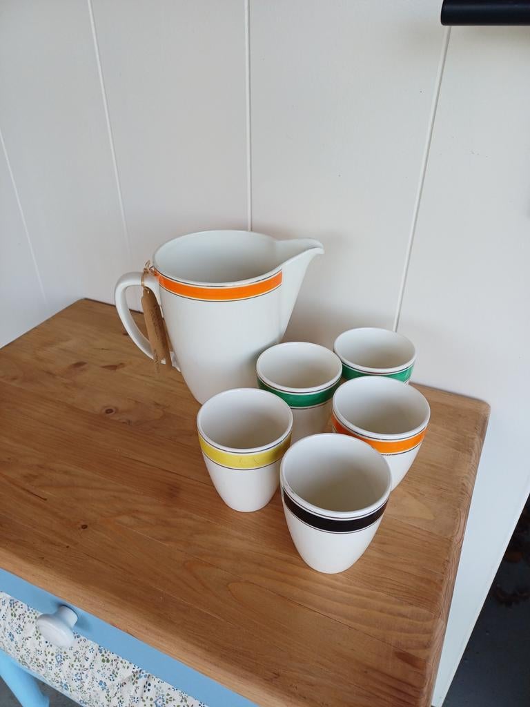 Oude Kan met Melkbekers /petrus Regout, Ophalen of Verzenden