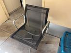 Eames design stoel, Huis en Inrichting, Stoelen, Ophalen, Gebruikt, Zwart, Eén