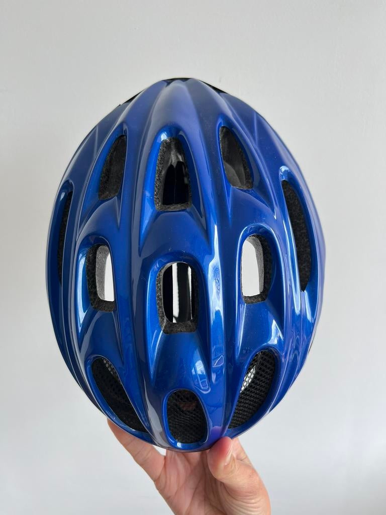 AGU fietshelm, maat M, Fietsen en Brommers, Ophalen of Verzenden, Nieuw, M, Heer of Dame