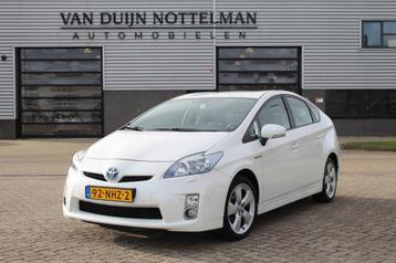 Toyota Prius 1.8 Dynamic / Leer / HUD / JBL / Camera / N.A.P beschikbaar voor biedingen