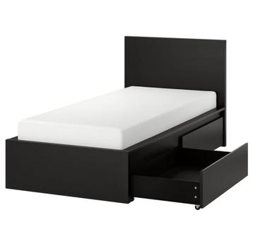Malm bed ikea beschikbaar voor biedingen