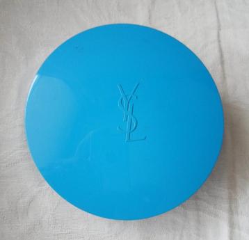 Zeep Yves Saint Laurent Paris in doos. Vintage. beschikbaar voor biedingen