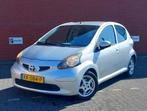 TOYOTA Aygo 1.0 12V VVT-I 5DRS Sport Airco, Voorwielaandrijving, Stof, Gebruikt, Zwart