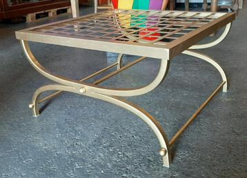 Mooi gouden onderstel vierkante salontafel 82 x 82 x 45 cm beschikbaar voor biedingen