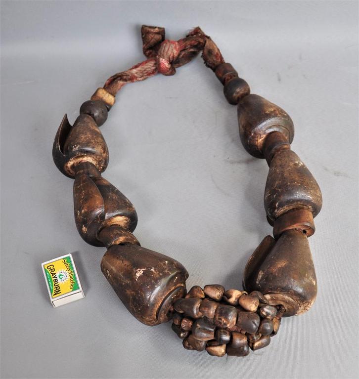 Mega grote Akusan schelpriem - Bontoc/Igorot-Filipijnen, Antiek en Kunst, Kunst | Niet-Westerse kunst, Ophalen of Verzenden