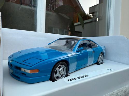 1:18 BMW (E31) 850 CSi lichtblauw 1990 Revell Dealer Editie, Hobby en Vrije tijd, Modelauto's | 1:18, Nieuw, Auto, Revell, Ophalen of Verzenden