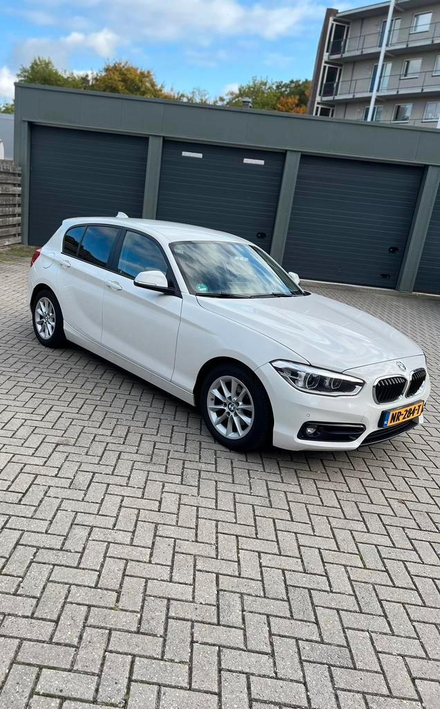 BMW 1-Serie 116d EDE 116pk 2017 Wit, Auto's, BMW, Particulier, 1-Serie, Diesel, C, Hatchback, Handgeschakeld, Origineel Nederlands