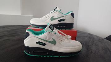 Nike Air Max 90 beschikbaar voor biedingen