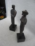 Twee beelden van Arie Kalisvaart [man/vrouw], Ophalen of Verzenden