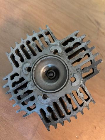 Kop 65 of 70 puch of tomos beschikbaar voor biedingen