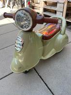Loopfiets loopscooter scooter driewieler retro vespa, Kinderen en Baby's, Ophalen, Gebruikt