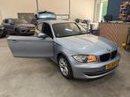 BMW 1-serie 118d Corporate / AUTOMAAT / RIJDT SCHEKRLT GOED, 1-Serie, Gebruikt, Blauw, Origineel Nederlands
