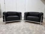 Cassina LC3 design fauteuil Le Corbusier 2x, Ophalen of Verzenden, 75 tot 100 cm