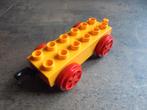 Lego Duplo Train Base 2x6 with Red Wheels (zie foto's), Ophalen of Verzenden, Gebruikt, Losse stenen, Duplo