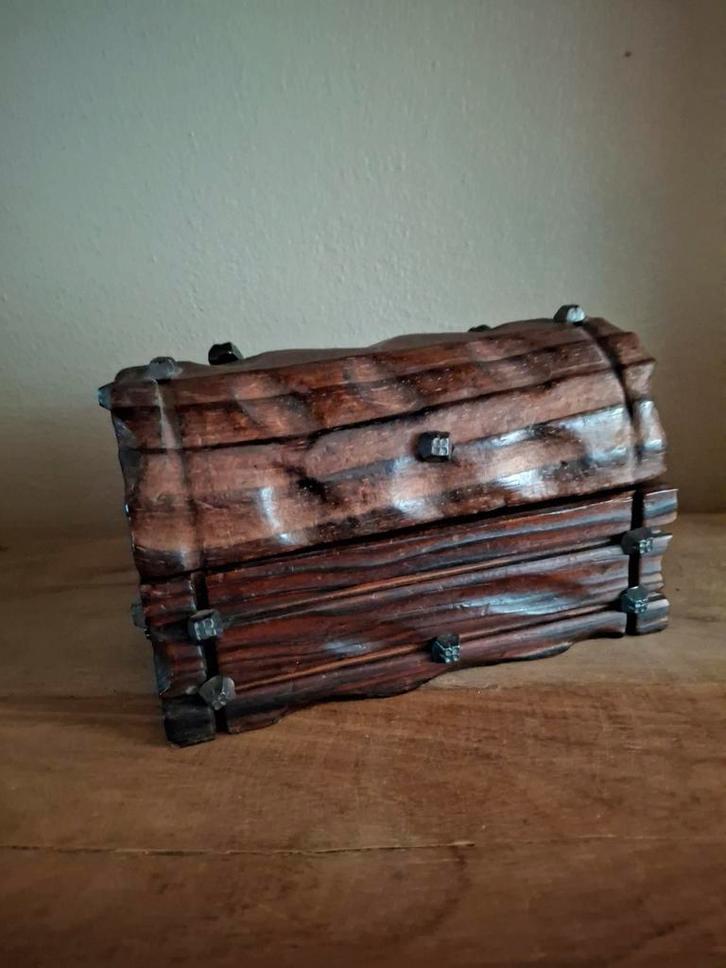 Vintage Houten Schatkistje, Antiek en Kunst, Antiek | Overige Antiek, Ophalen of Verzenden