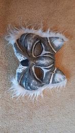 Handmade therian mask, Sieraden, Tassen en Uiterlijk, Broches, Ophalen of Verzenden, Zo goed als nieuw, Overige materialen