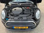 Mini 5-deurs (f55) 1.5 136pk 2015 Zwart, Auto's, Mini, 136 pk, Zwart, Origineel Nederlands, Handgeschakeld