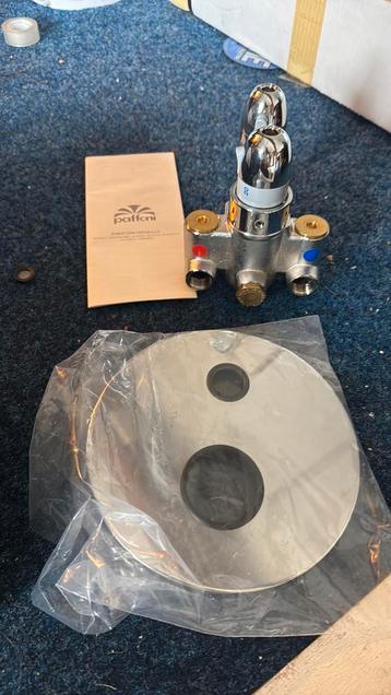 Nieuwe thermostatische in bouw kraan Paffoni Rubinetti beschikbaar voor biedingen