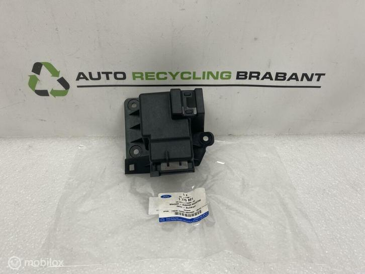 Bumpergeleider Achter Ford B-Max B232 NIEUW AV11-17A882-AB, Auto-onderdelen, Carrosserie en Plaatwerk, Ford, Gebruikt, Ophalen of Verzenden
