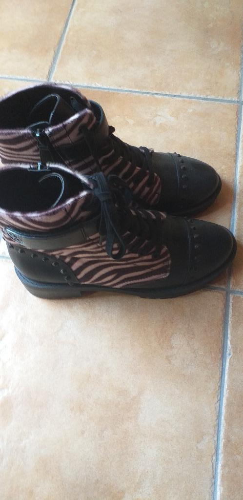 Gloednieuwe roze panter guess dames laarzen maat 39, Kleding | Dames, Schoenen, Nieuw, Hoge laarzen, Roze, Ophalen of Verzenden