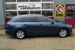 Kia Ceed Sportswagon 1.4 T-GDi DynamicPlusLine O.a: PDC, Cam, 4 cilinders, Met garantie (alle), Blauw, Leder en Stof