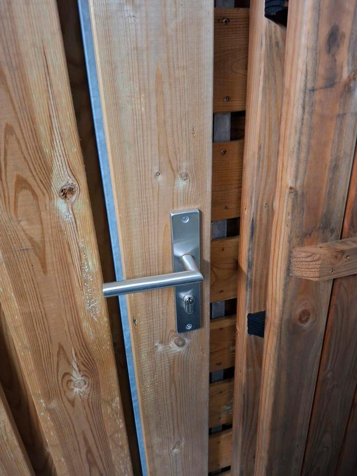 Nieuwe schuttingdeuren met stalen frame - Eigen werkplaats, Tuin en Terras, Tuinpoorten, Ophalen