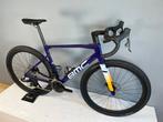 OpruimingBMC Kaius 01 three Sram Rivalaxs Carbon gravelbike, 28 inch, Carbon, Nieuw, Dames