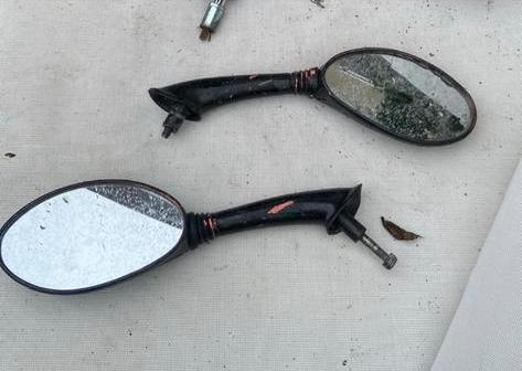 Piaggio vespa et2 spiegels links+rechts, Fietsen en Brommers, Brommeronderdelen | Scooters, Gebruikt, Piaggio, Overige typen, Ophalen of Verzenden