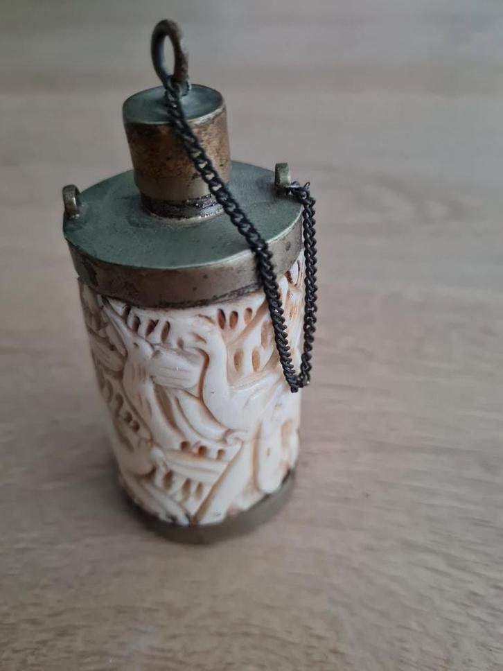 Antiek Chinees/Tibetaans Snuiflesje, Antiek en Kunst, Curiosa en Brocante, Ophalen of Verzenden