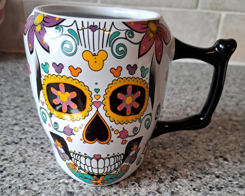 Nieuw Disney Day of the Dead Sugar Skull doodshoofd mok, Verzamelen, Disney, Nieuw, Servies, Overige figuren, Ophalen of Verzenden