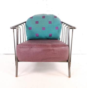 Vintage fauteuil beschikbaar voor biedingen