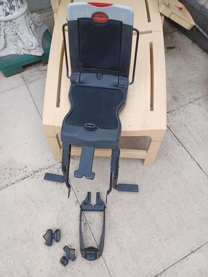 Bobike junior achterzitje  15 €, Fietsen en Brommers, Fietsaccessoires | Fietsstoeltjes, Gebruikt, Ophalen of Verzenden