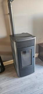MCZ Tecla 6 KW., Huis en Inrichting, Ophalen, Zo goed als nieuw, Hout, Houtkachel