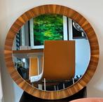 Ronde spiegel. Vintage jaren 60-70. Fineer op teakhout., Ophalen of Verzenden, Zo goed als nieuw