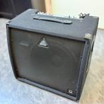Behringer KXD15 keyboardversterker, Ophalen, Zo goed als nieuw, 500 tot 1000 watt, Keyboardversterker