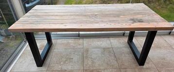 Douglas houten eettafel / tuintafel stalen U-poten 200x100cm beschikbaar voor biedingen