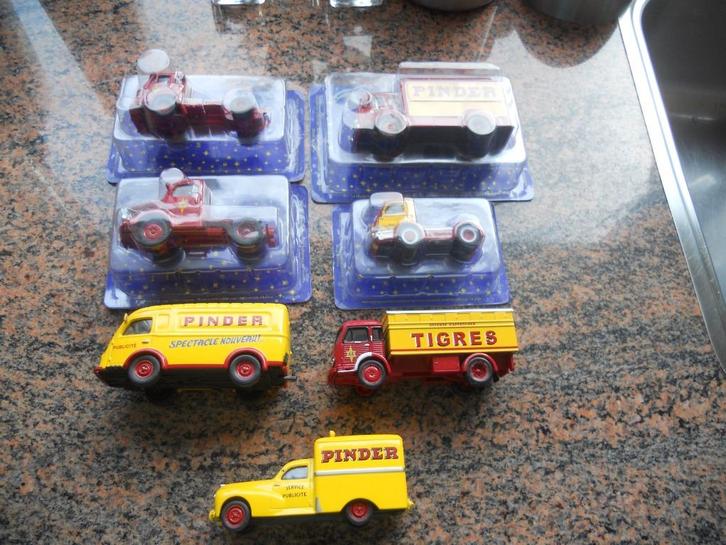 Circus Pinder - diverse auto's, Hobby en Vrije tijd, Modelauto's | 1:50, Nieuw, Auto, Overige merken, Ophalen of Verzenden