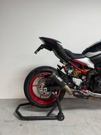 Kawasaki z900 2024 35kw vol vermogen CARBON/MIVV/PUIG/, Bedrijf, 900 cc, Naked bike