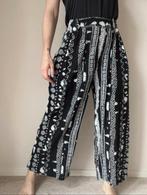High waist vintage print broek, S/M. 90s boho bohemian bloem, Verzenden, Zwart, Vintage, Driekwart