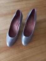Paar mooie bronskleurige pumps 39, Kleding | Dames, Schoenen, Ophalen of Verzenden, Zo goed als nieuw, Overige kleuren, Pumps