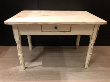 Brocante Boeren Bijzettafel met TOP!! Patina. beschikbaar voor biedingen