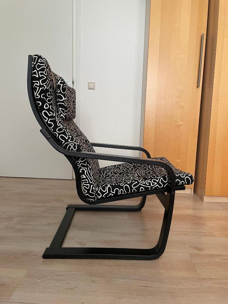 IKEA Poäng fauteuil incl. hoofdkussen en voetenbank, Huis en Inrichting, Fauteuils, Gebruikt, Hout, Stof, 50 tot 75 cm, Ophalen